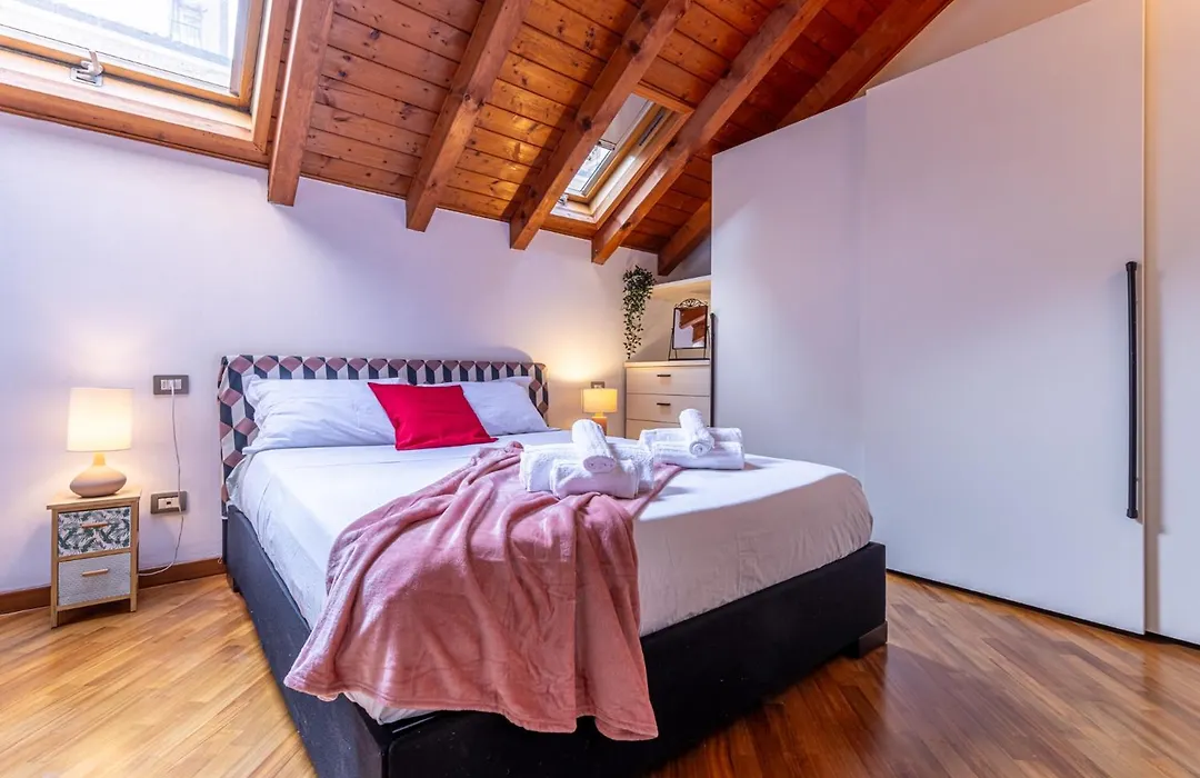 Romantic Suite Navigli - 15Min Duomo - Free Parking-1