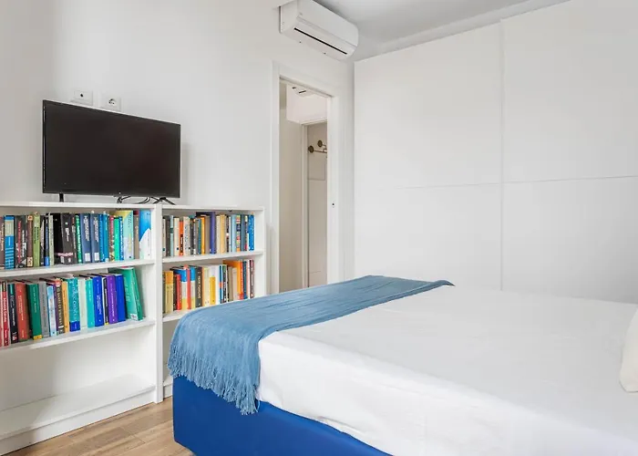 LuxNest I Porta Nuova Milan - Via Pirelli