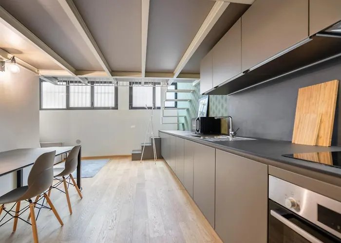 Modern Loft In Porta Venezia